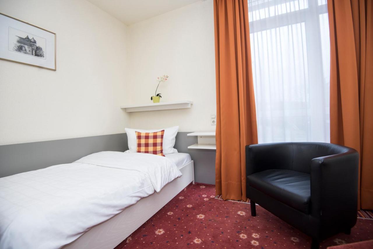 Akzent Hotel Hoehenblick Muehlhausen im Taele Ngoại thất bức ảnh